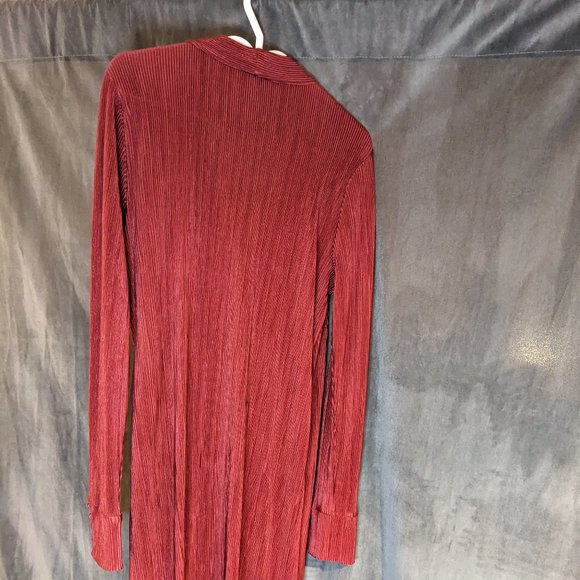 ASOS Tall (L/10/12) Burgundy Pleated Column Formal Dress with Long Sleeves - Picture 3 of 9